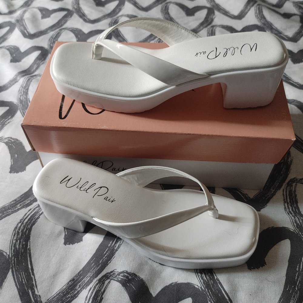 Wild Pair Apolo Slip on Platform Jelly Sandals